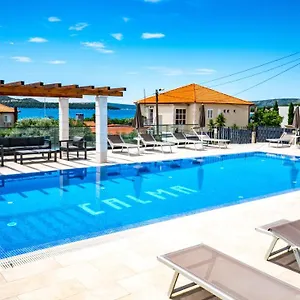 Calma Apartmán Trogir