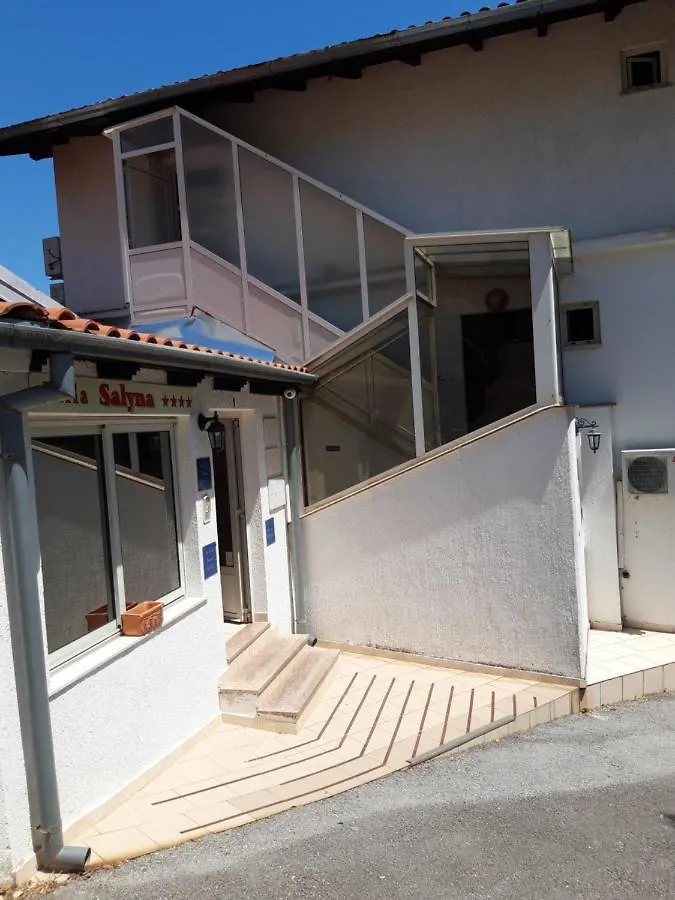 Villa Salyna Ičići