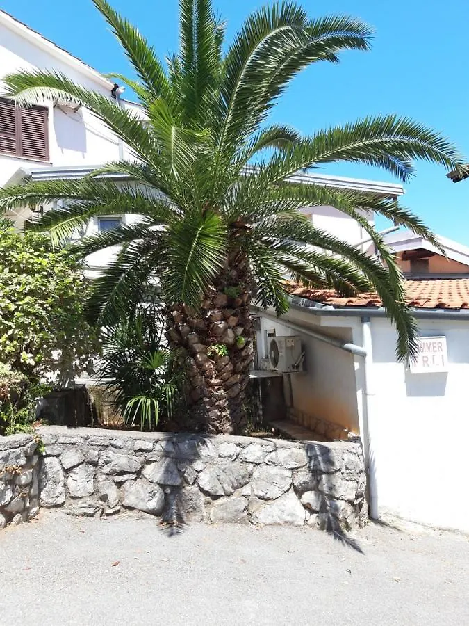 Villa Salyna Icici